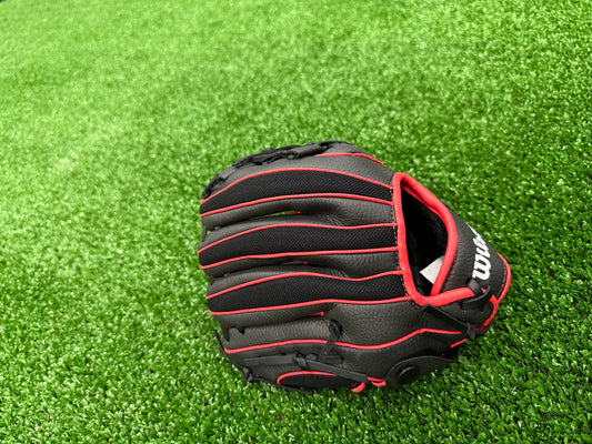 WILSON A200 EZ Catch 10" Tee Ball Glove - Black/Red