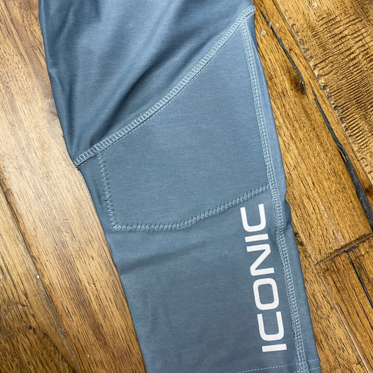 "IN THE DIRT 2.0"  3/4 Performance Leggings - Heather Grey